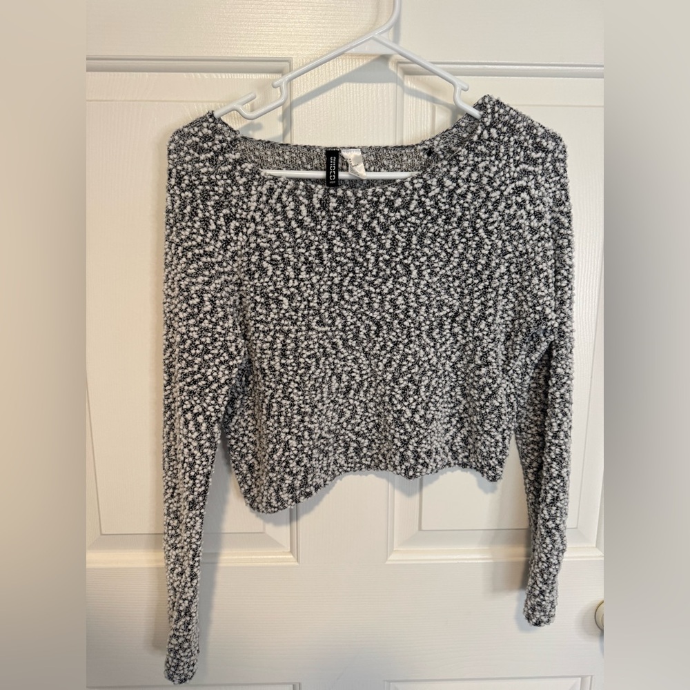 H&M Black and White Crop Top